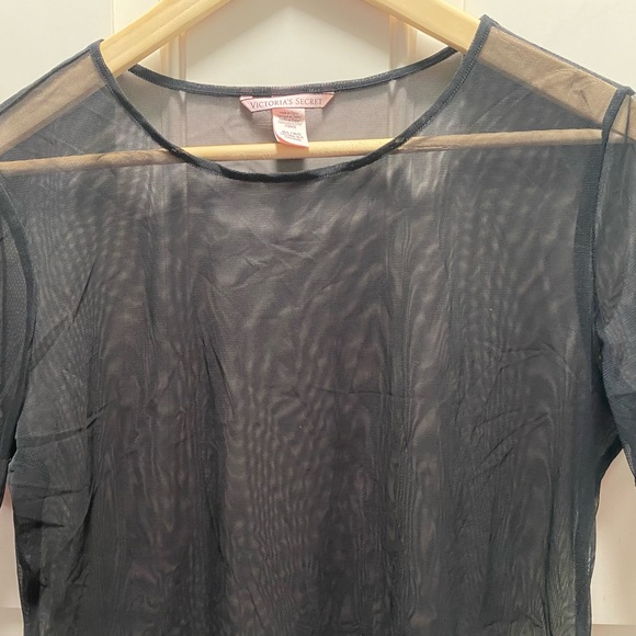 VICTORIA’S SECRET Sheer Tee-Shirt. 💕💕 - Picture 2 of 5